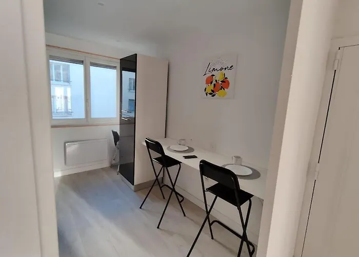 Apartamento Meuble F4 Centre Proche Gare Sncf, Stade Rugby, Jaude,